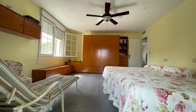 Перепродажа - отдельная вилла - Orihuela Costa - Cabo Roig