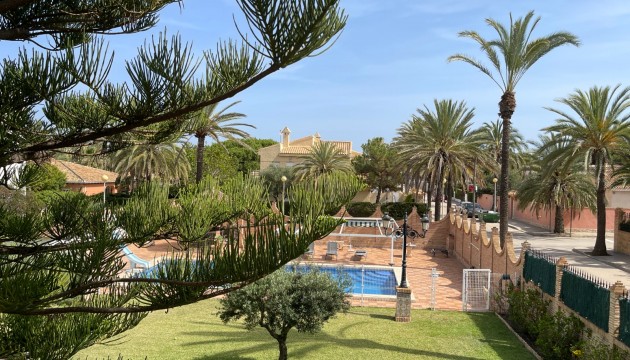 Перепродажа - отдельная вилла - Orihuela Costa - Cabo Roig