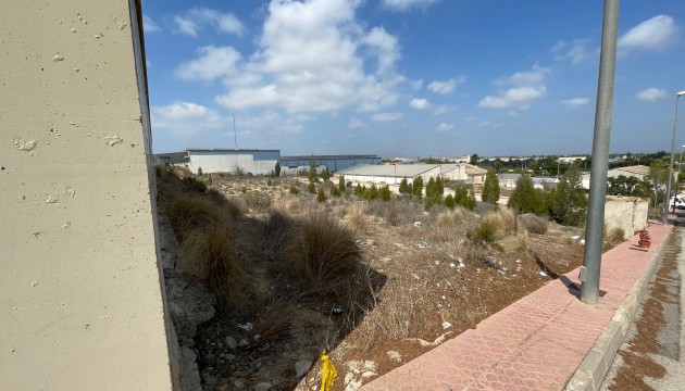 Reventa - Parcela / Terreno - Ciudad Quesada - Benimar