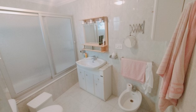 Videresalg - Detached Villa - Crevillente