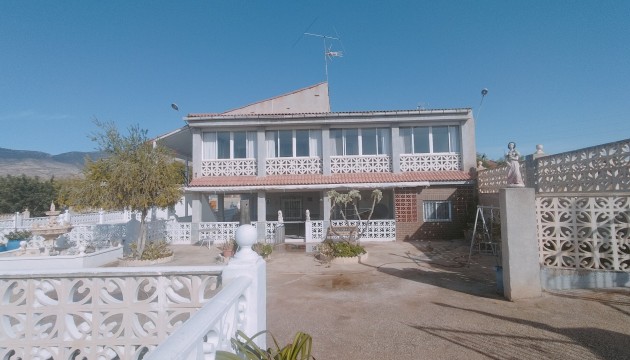 Videresalg - Detached Villa - Crevillente