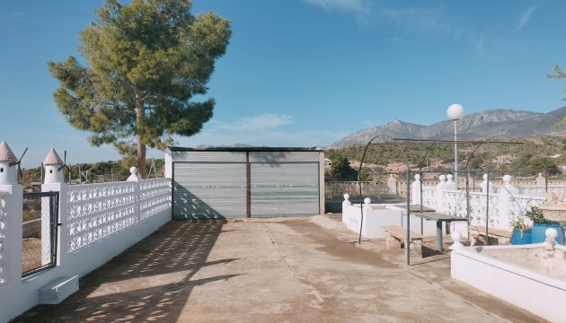Videresalg - Detached Villa - Crevillente