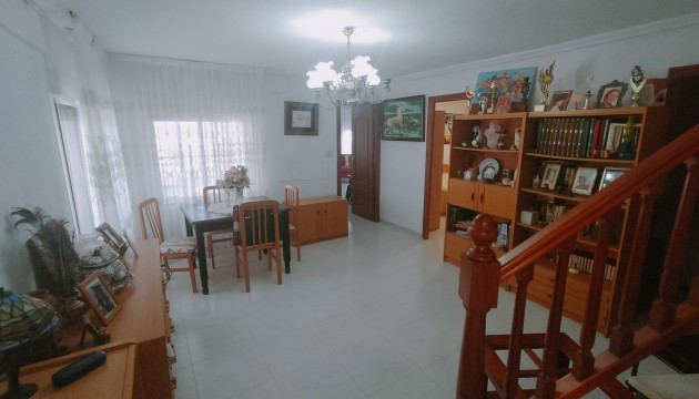 Videresalg - Detached Villa - Crevillente