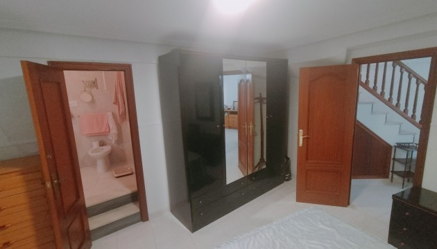 Videresalg - Detached Villa - Crevillente