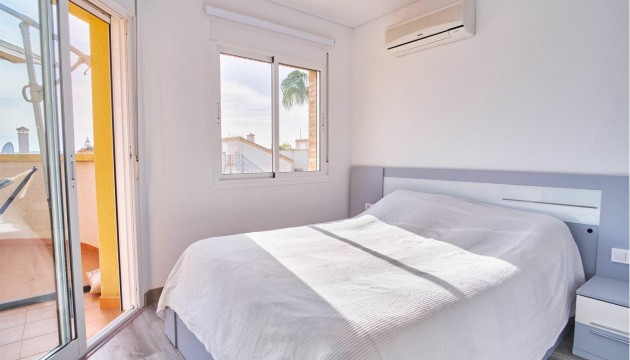 Перепродажа - отдельная вилла - Los Montesinos