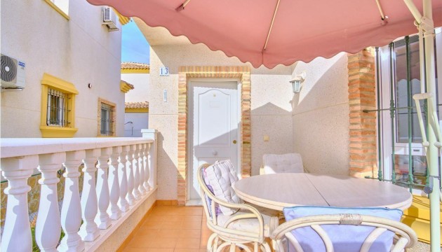 Перепродажа - отдельная вилла - Los Montesinos