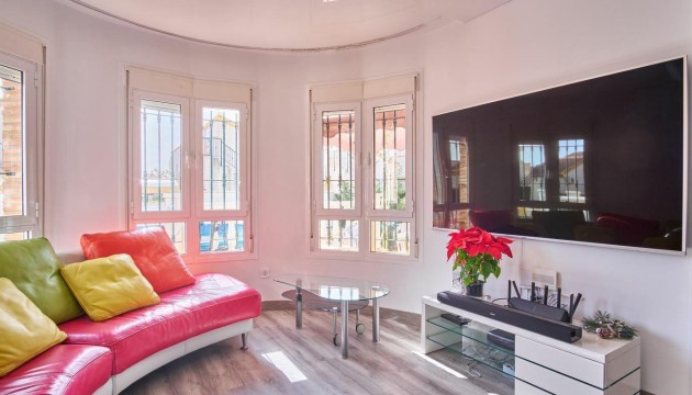 Перепродажа - отдельная вилла - Los Montesinos