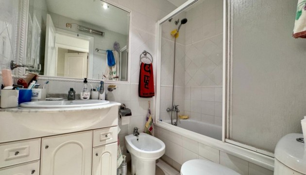 Herverkoop - Apartment - Guardamar del Segura