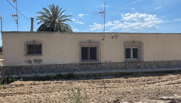 Videresalg - Detached Villa - Crevillente
