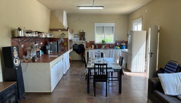 Videresalg - Detached Villa - Crevillente