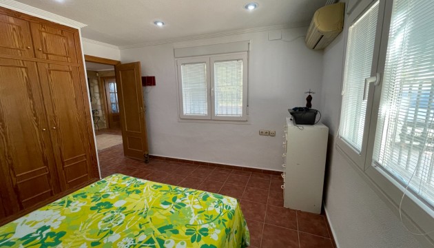 Videresalg - Detached Villa - Crevillente