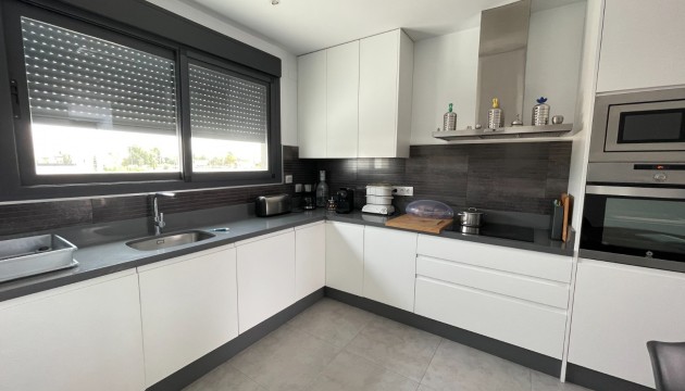 Begagnad - Radhus - Dolores - Alicante