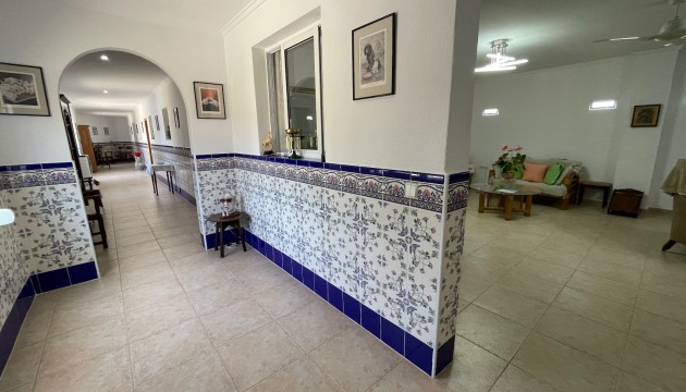 Перепродажа - отдельная вилла - Daya Nueva