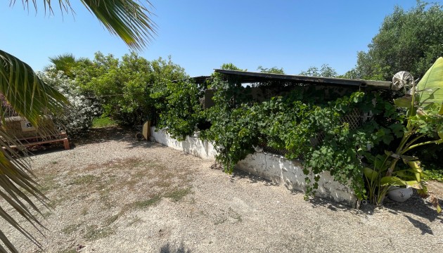 Перепродажа - отдельная вилла - Daya Nueva