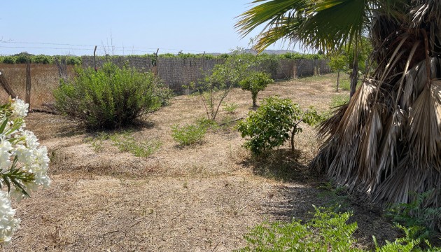 Перепродажа - отдельная вилла - Daya Nueva