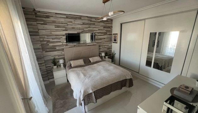 Resale - Detached Villa - Algorfa