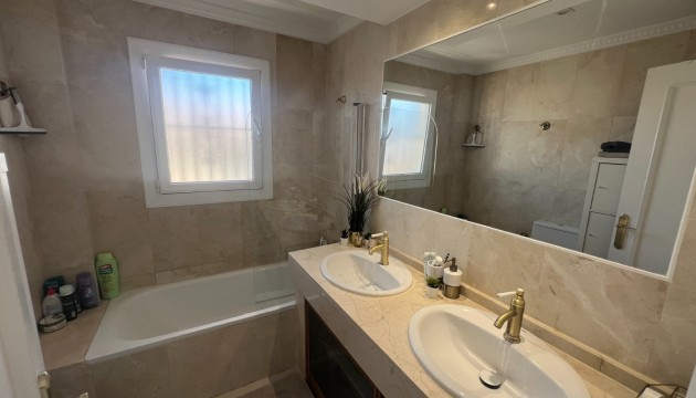 Resale - Detached Villa - Algorfa