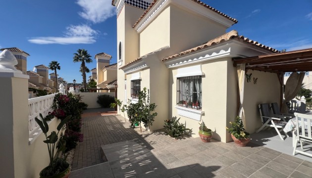 Resale - Detached Villa - Algorfa