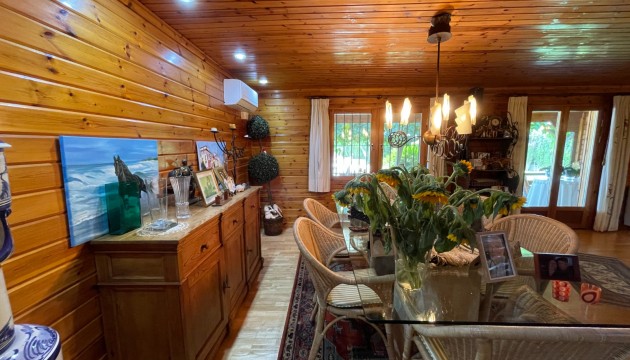 Resale - Detached Villa - La Marina