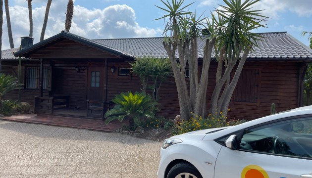 Resale - Detached Villa - La Marina