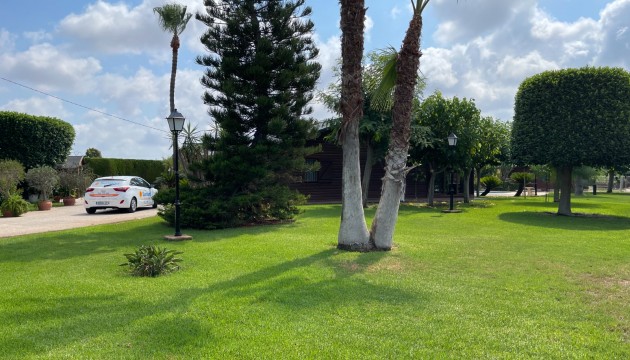 Resale - Detached Villa - La Marina