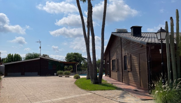 Resale - Detached Villa - La Marina