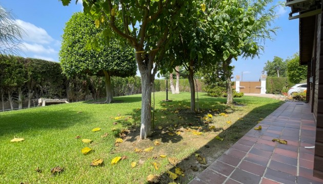 Resale - Detached Villa - La Marina