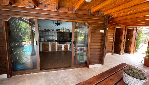 Resale - Detached Villa - La Marina