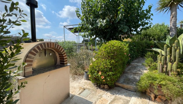 Resale - Detached Villa - La Marina