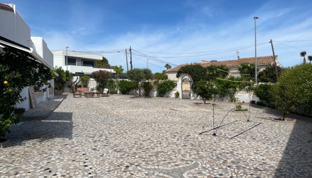 Reventa - Chalet Independiente - Ciudad Quesada