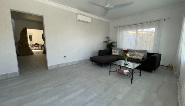 Reventa - Chalet Independiente - Ciudad Quesada