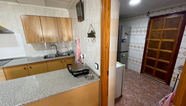 Reventa - Adosado - La Marina - Center