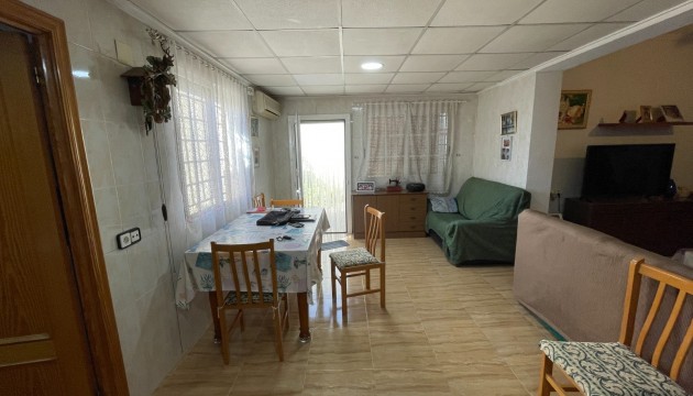 Reventa - Adosado - La Marina - Center