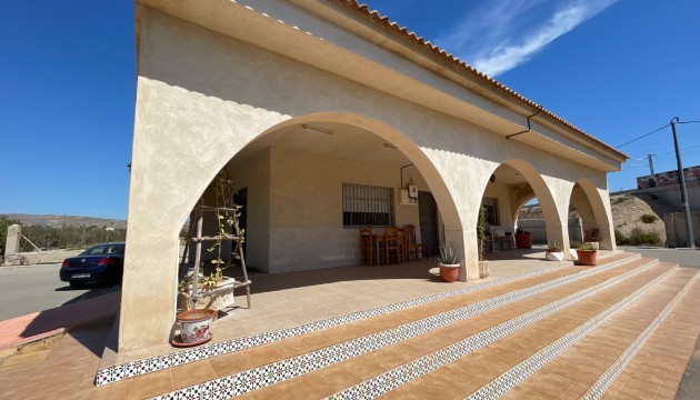 Begagnad - Fristående Villa - Crevillente