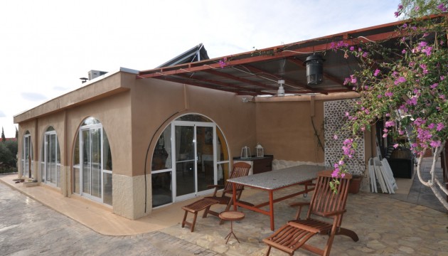 Resale - Country House - Crevillente
