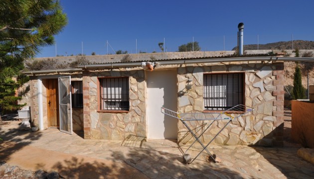Resale - Country House - Crevillente