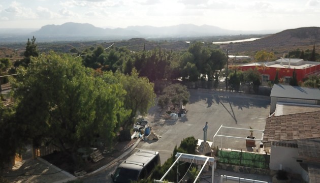 Resale - Country House - Crevillente