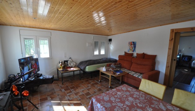 Resale - Country House - Crevillente