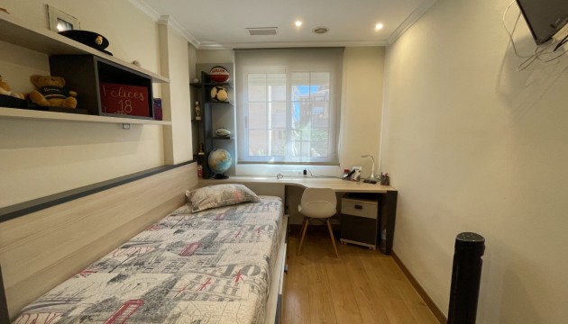 Reventa - Adosado - Elche - Center