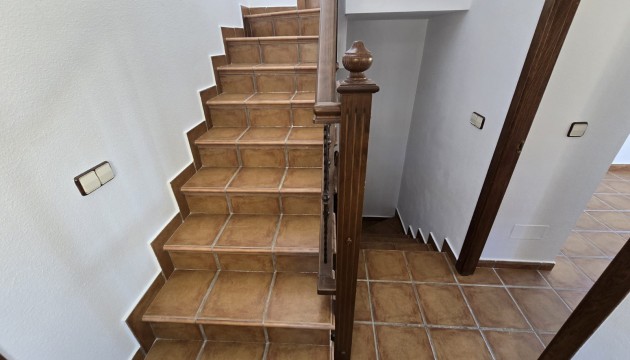 Videresalg - Tosidig - Algorfa