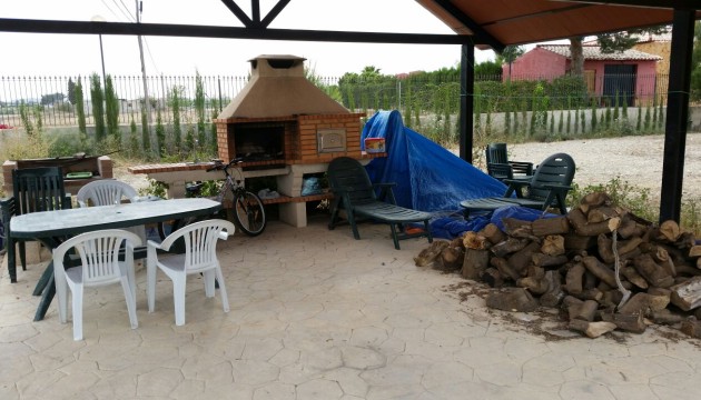 Перепродажа - деревенский дом - Benferri