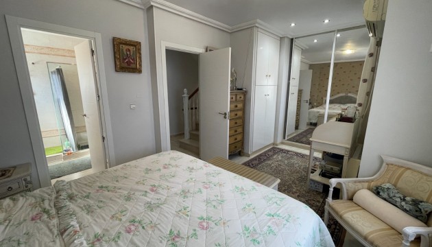 Reventa - Chalet Independiente - Guardamar del Segura