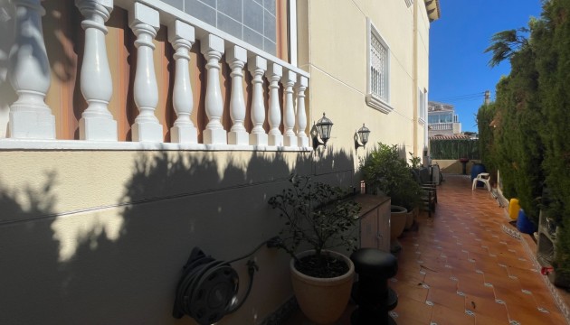 Reventa - Chalet Independiente - Guardamar del Segura