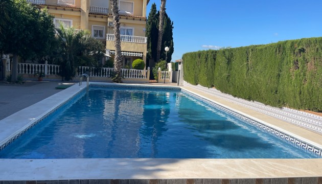 Reventa - Chalet Independiente - Guardamar del Segura