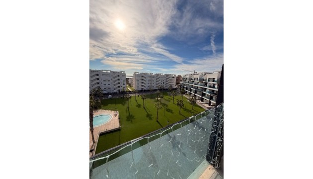 Resale - Apartment - Guardamar del Segura - El Raso