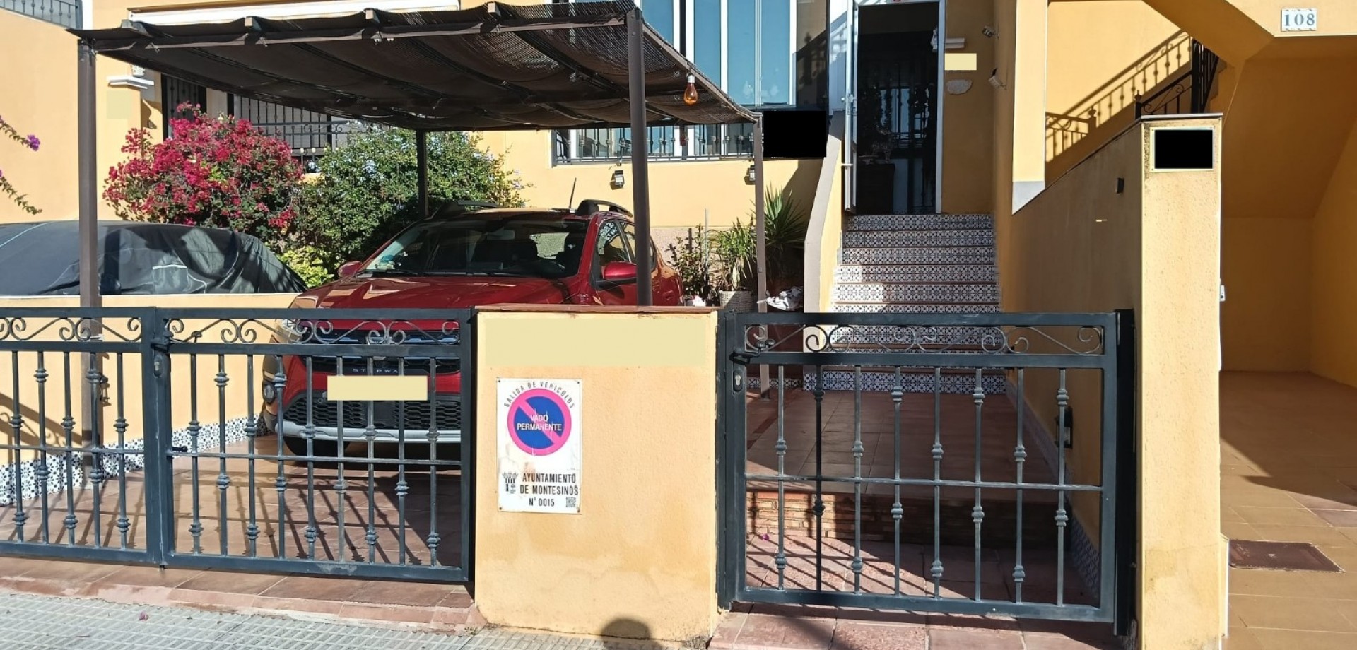 Apartment in Los Montesinos - view 1