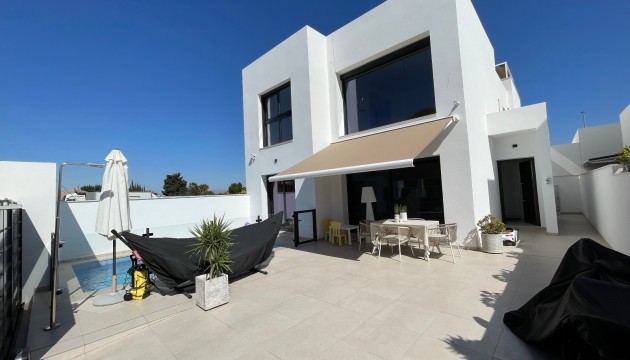 Resale - Detached Villa - Formentera del Segura