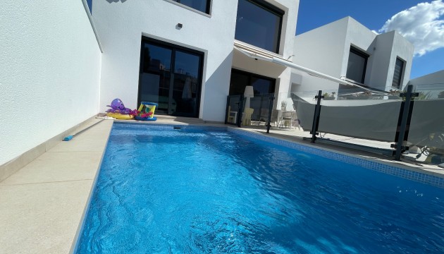 Resale - Detached Villa - Formentera del Segura