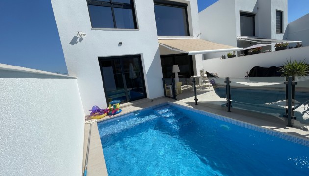 Resale - Detached Villa - Formentera del Segura