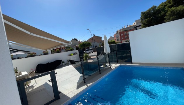 Resale - Detached Villa - Formentera del Segura